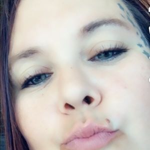 Meet your Posher, Angie